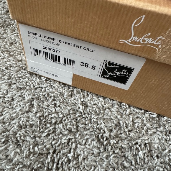 Christian Louboutin Nude Patent Leather Pumps 100 - Picture 9 of 9